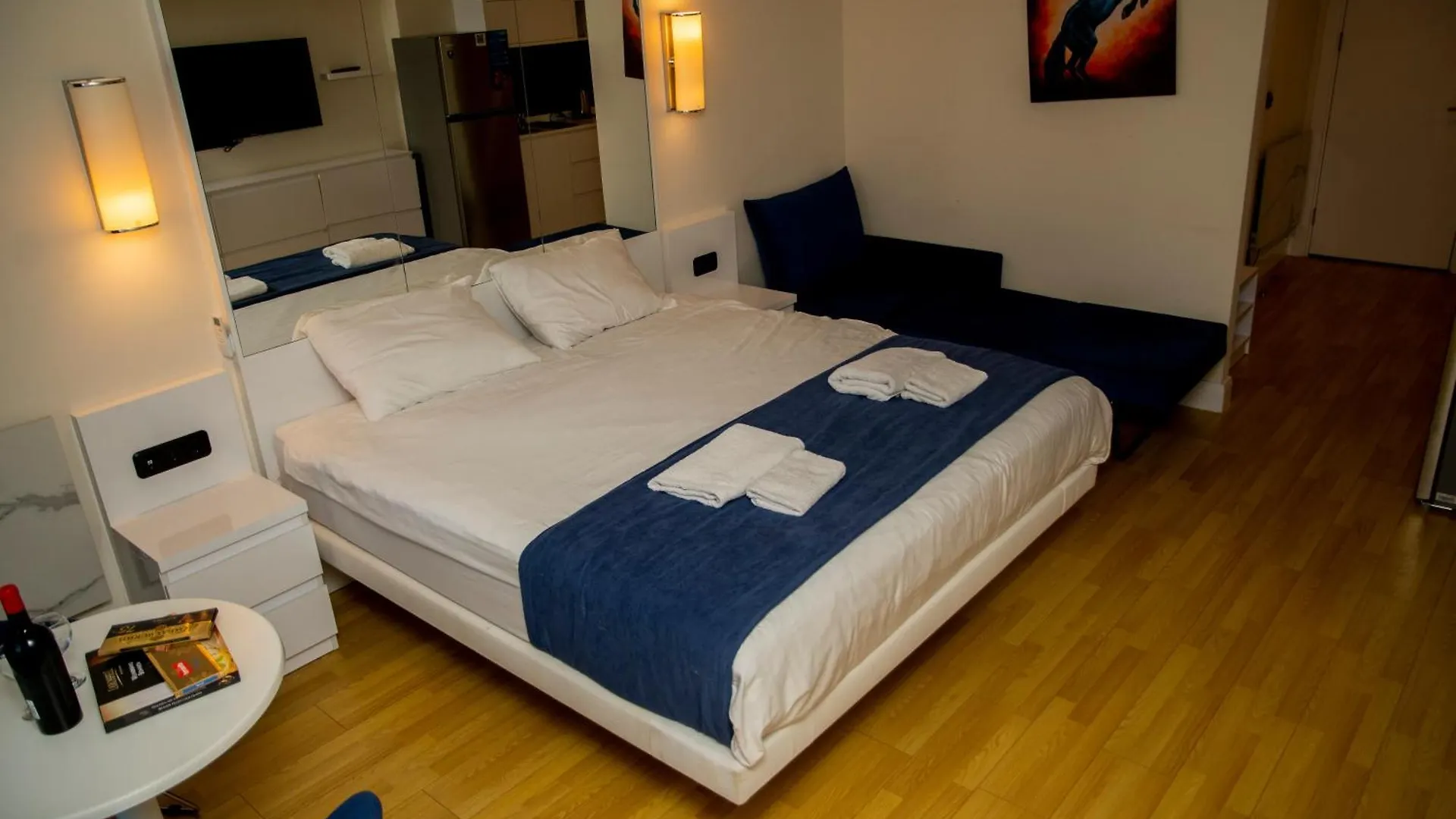 Luxury Aparthotel In Orbi City Sea View バトゥーミ ホテル
