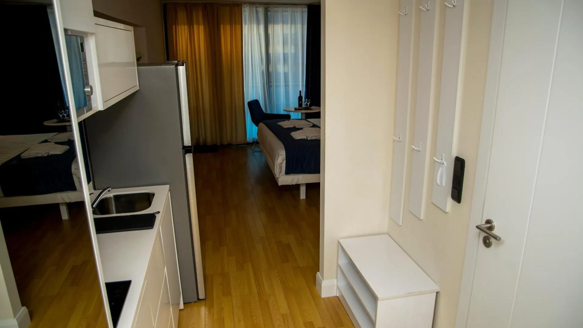Luxury Aparthotel In Orbi City Sea View バトゥーミ グルジア